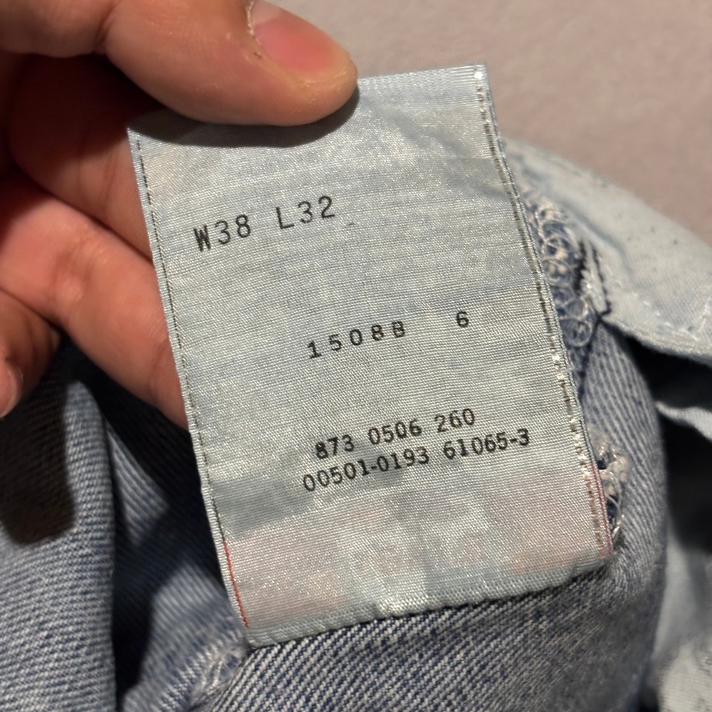 Levis 501 Original Fit Mens Blue Denim Jeans 38x32 Medium Wash Classic - Picture 6 of 9